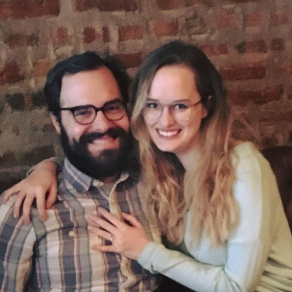 Meet your Posher, Laura - Picture 1 of 1